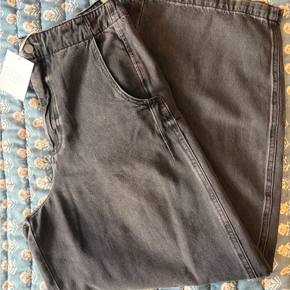 Pistola Lottie Barrel Jeans Zen Wash Size 28 NWT High Rise Bowed Leg Sold Out - Picture 9 of 10